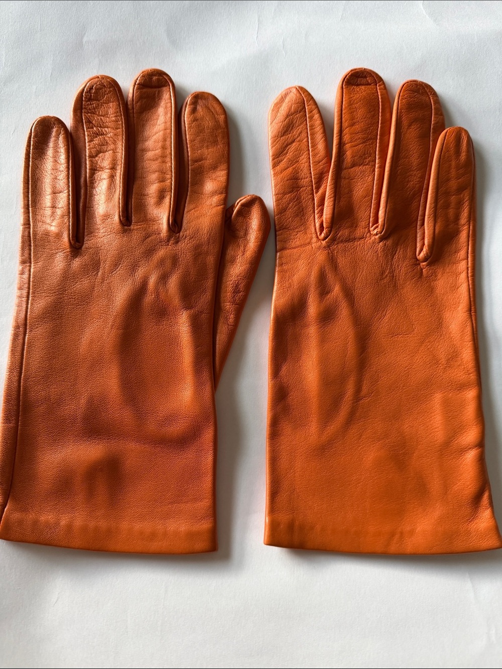 **VINTAGE 80s** Women’s Super Soft Orange Leather Gloves
